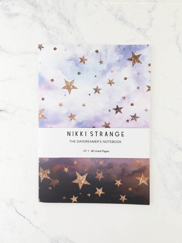 Notizheft Nikki Strange A5 "Cloudy Stars"