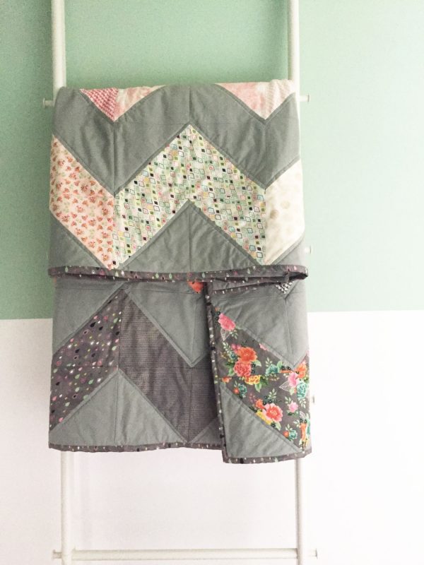 Quilt Patchwork-Decke "Fresh Cut Chevron" – Bild 3