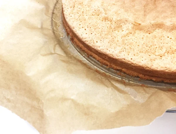 Biskuitboden backen