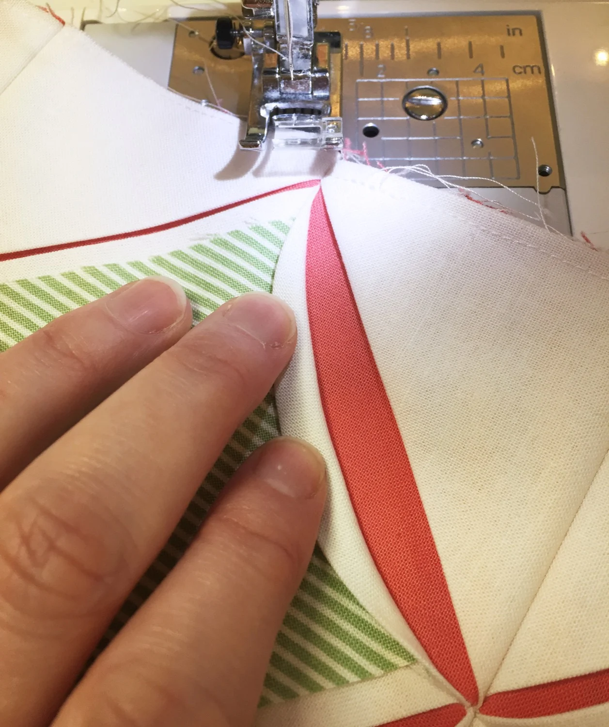 Cathedral Window Patchwork Block Tutorial