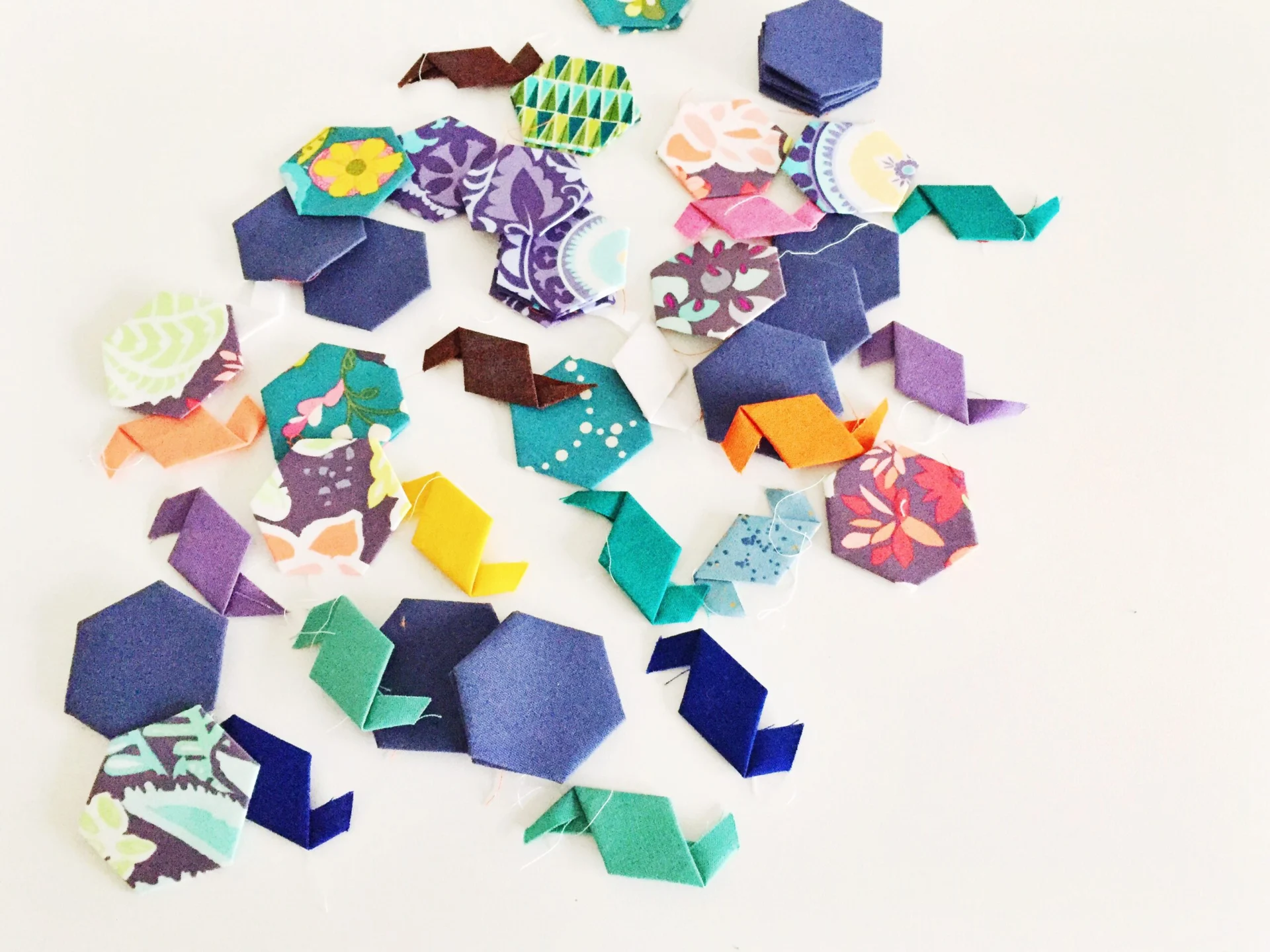 English Paper Piecing Anleitung - Patchwork mit der Hand nähen