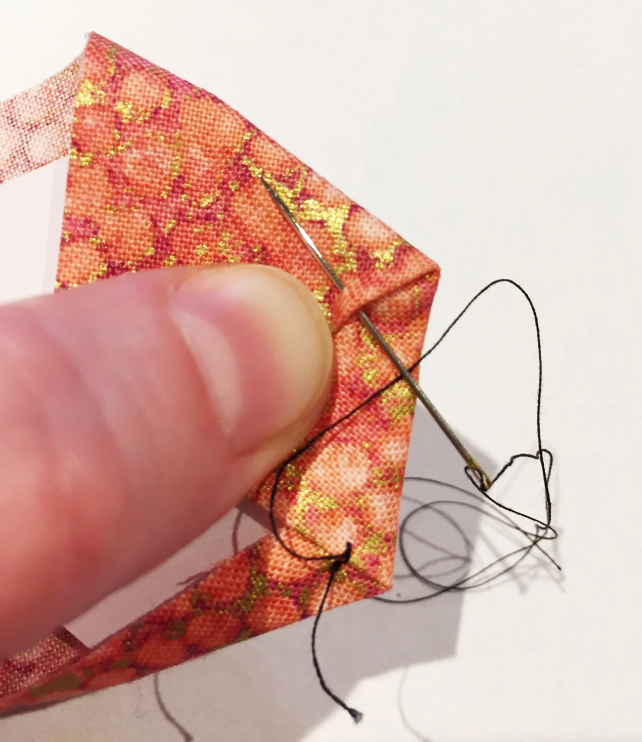 English Paper Piecing Anleitung - Patchwork mit der Hand nähen