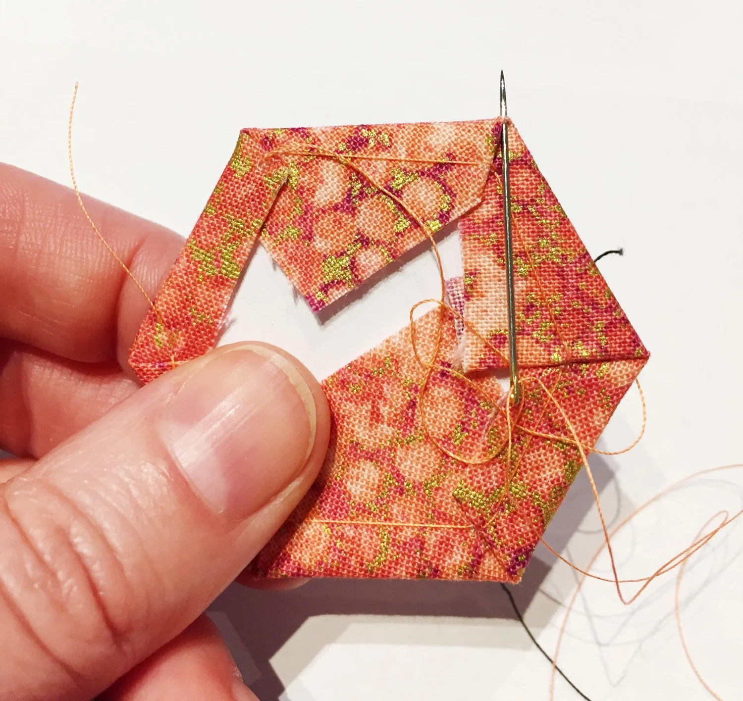 English Paper Piecing Anleitung - Patchwork mit der Hand nähen