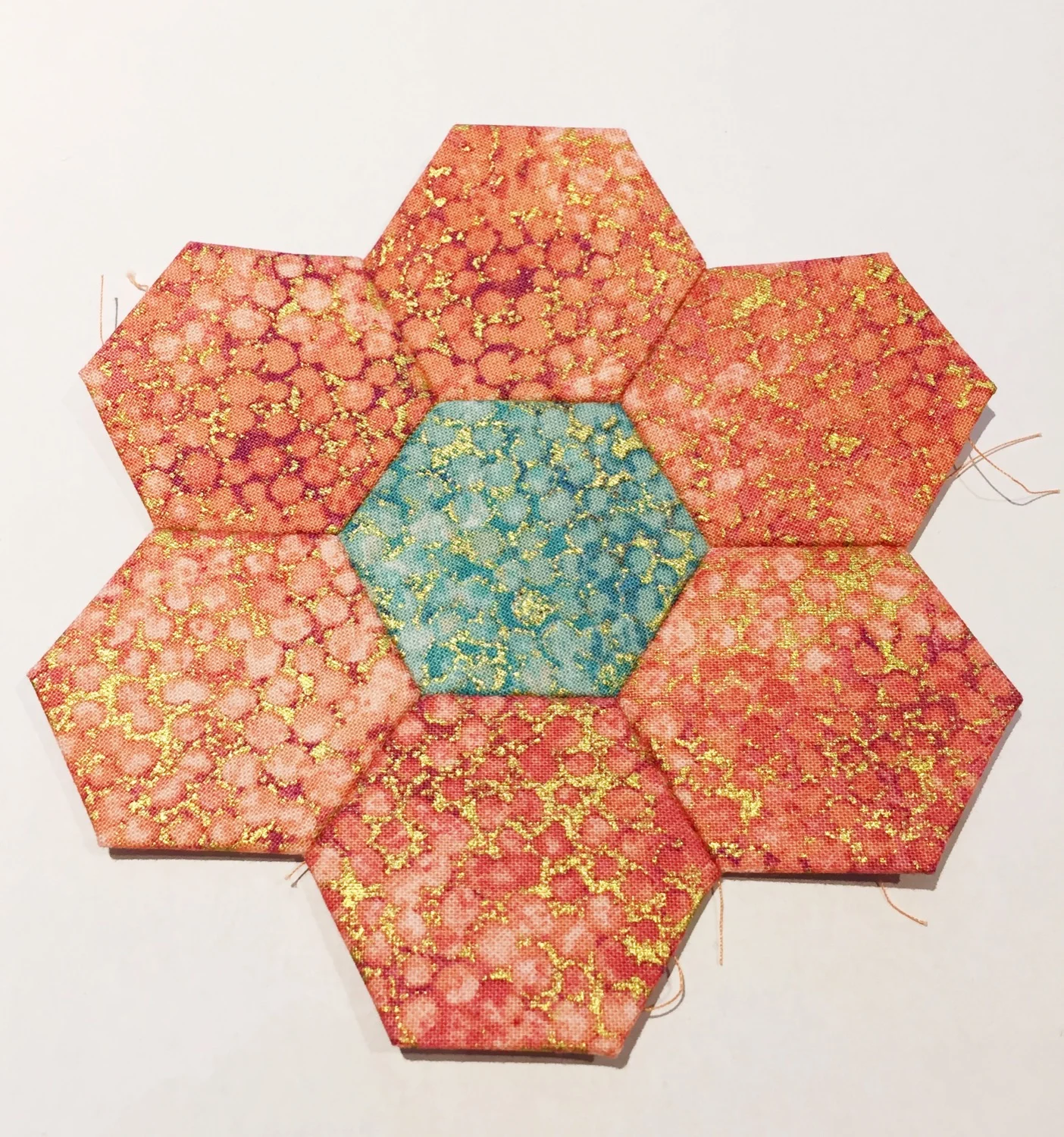 English Paper Piecing Anleitung - Patchwork mit der Hand nähen