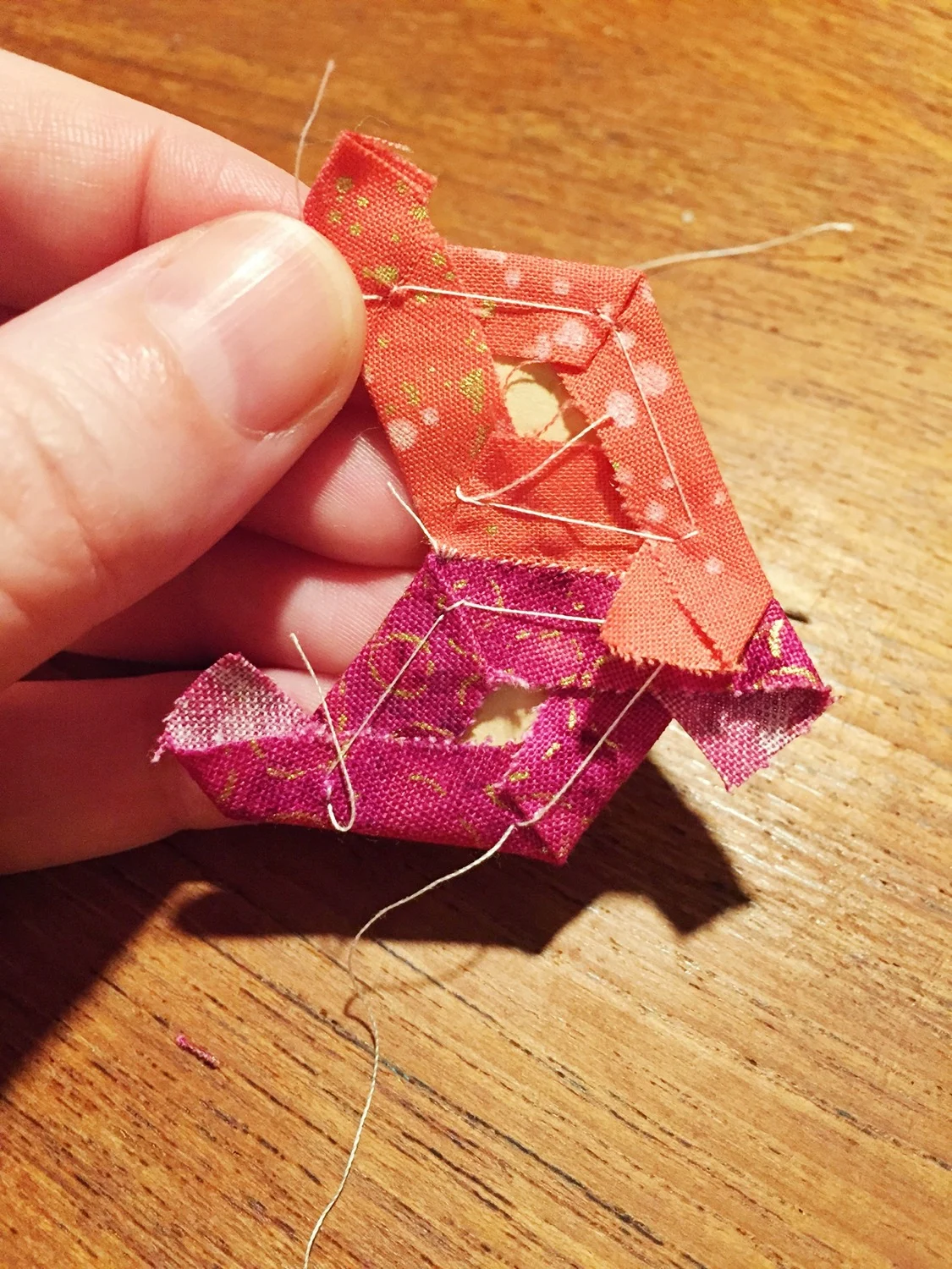 English Paper Piecing Anleitung Teil 2 - Mini Wandquilt aus Rauten