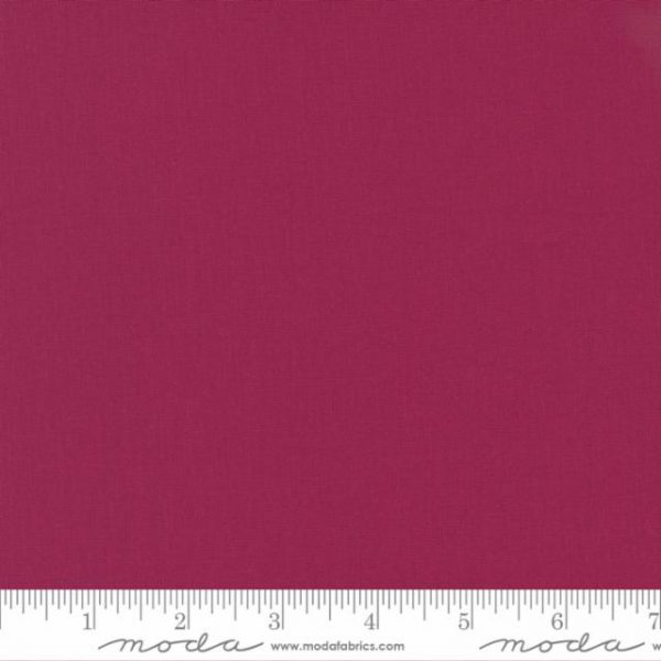 Moda - Bella Solids - Garnet - 9900 328