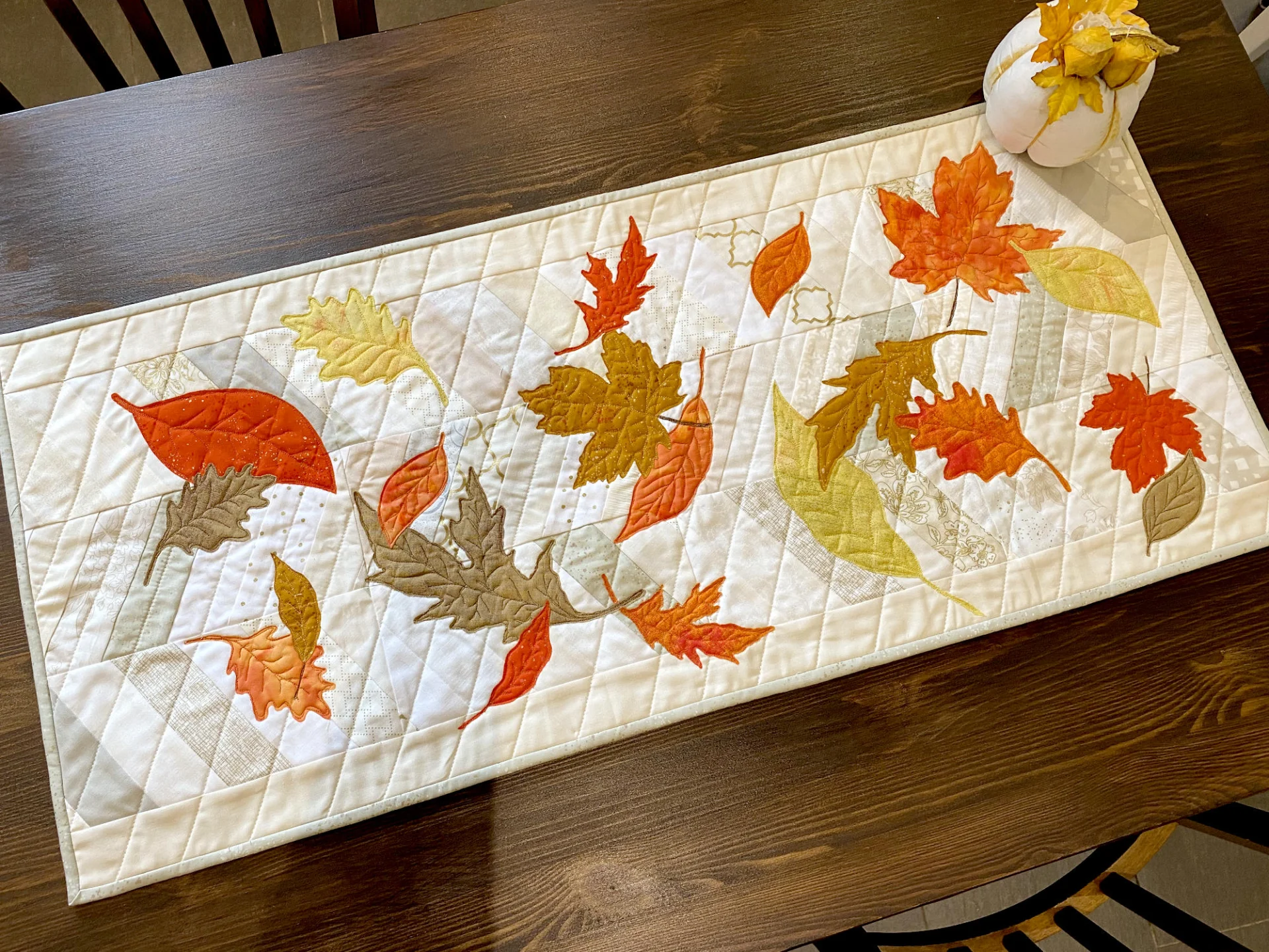 Tischläufer "Falling Leaves"