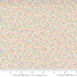 Moda Fabrics - Seashore Drive - Chamomile Multi - Sherri & Chelsi - 37624 12