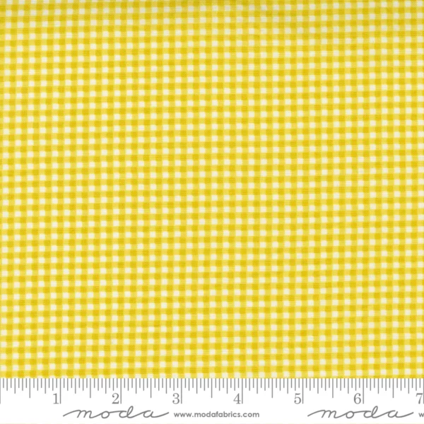 Moda Fabrics - Seashore Drive - Gingham Citrine - Sherri & Chelsi - 37626 11