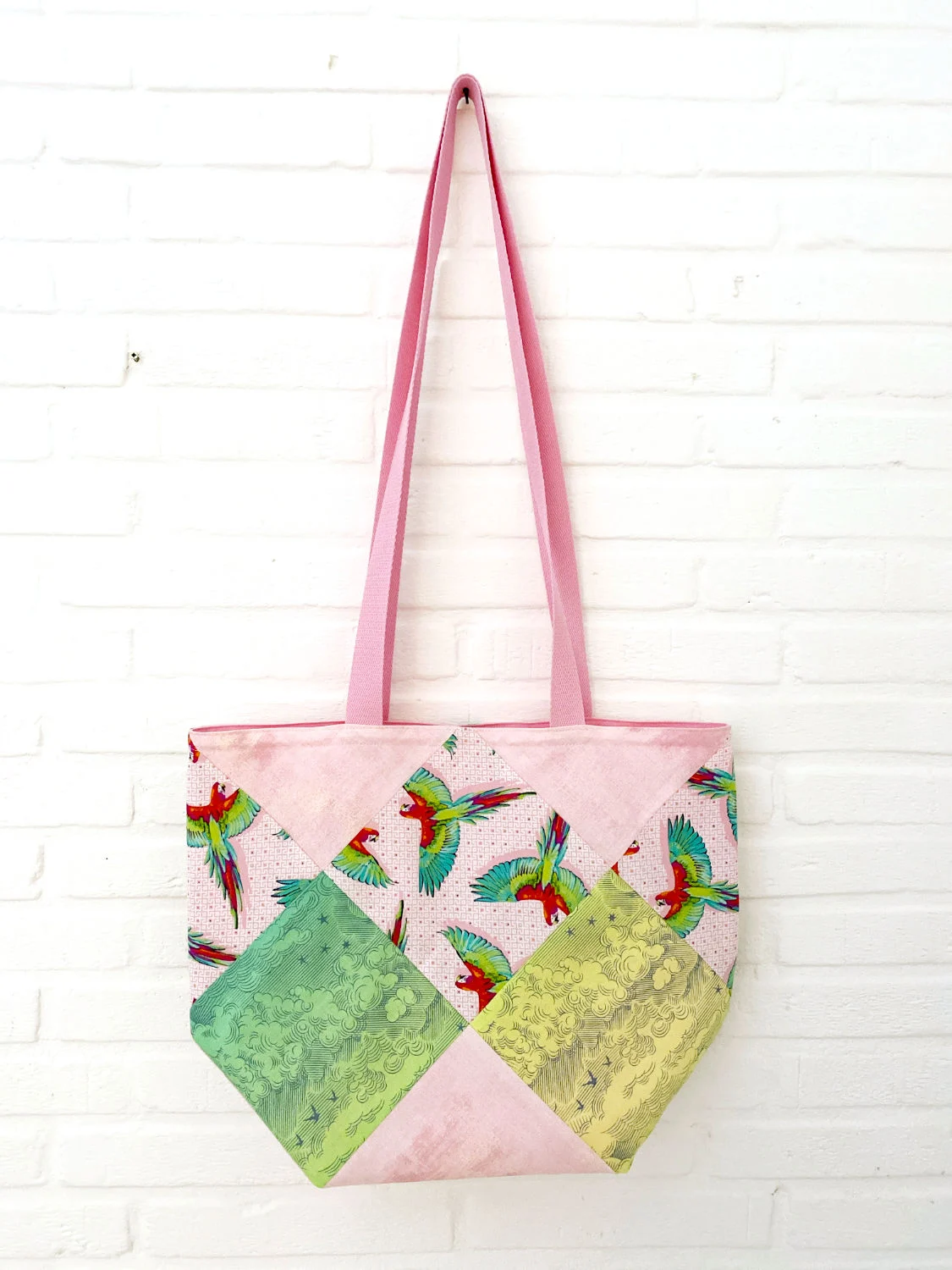 Tasche "Emilia" - pink mit Papageien