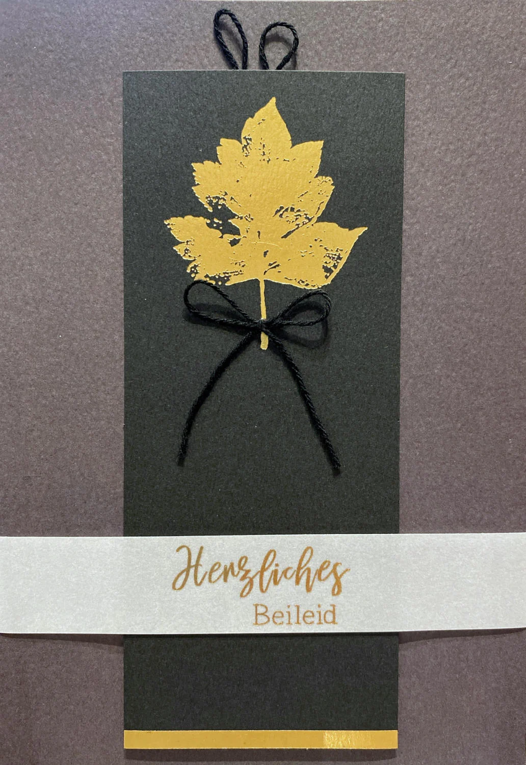Trauerkarte - Herzliches Beileid - Goldenes Blatt - 14-007/1