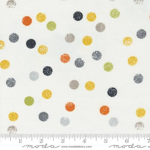 Moda - Filigree - Dottie Dots Off White - Zen Chic - 1813 12