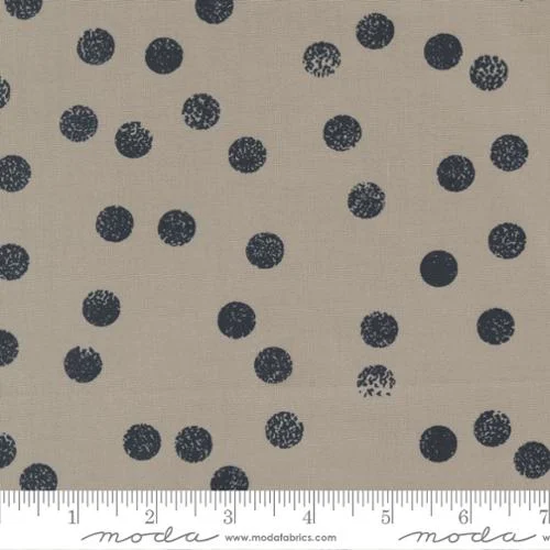 Moda - Filigree - Dottie Dots Stone - Zen Chic - 1813 16