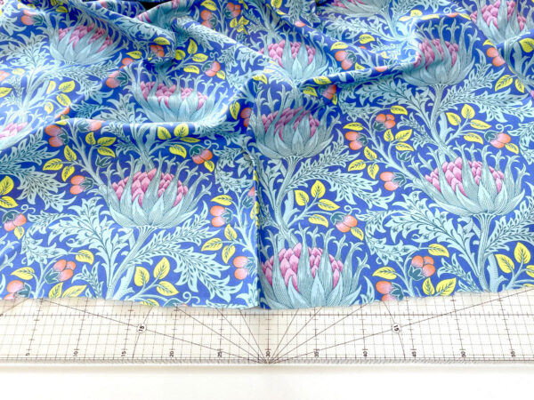 Kaffe Fassett x Morris & Co. - Artichoke Blue - FreeSpirit Fabrics - PWKW001.BLUE