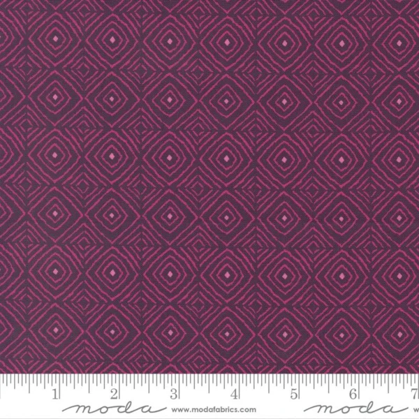 Parlor - Diamonds Plum - Moda Fabrics