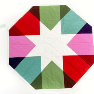 Weihnachtliche Mitteldecke - Achteck bunt