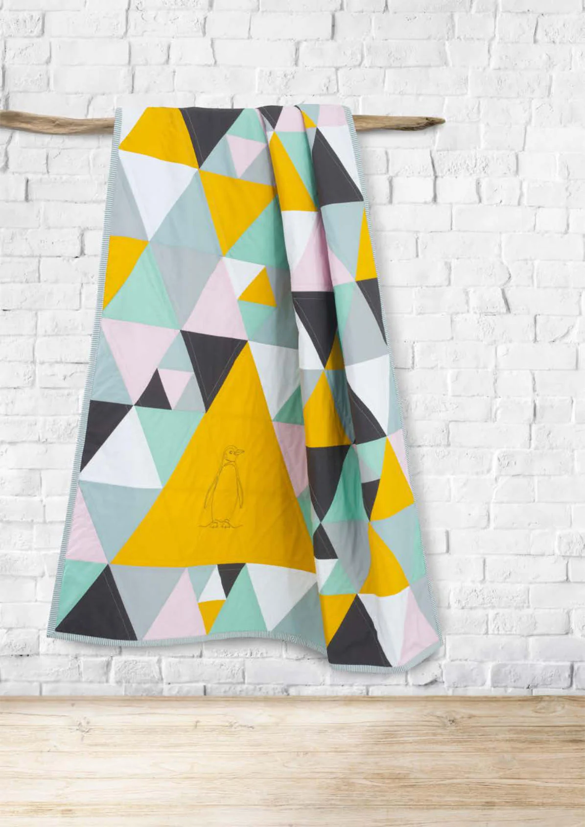 Materialpackung Kinderdecke "Dreieckszauber" - Nähen & Patchwork Magazin 2/26