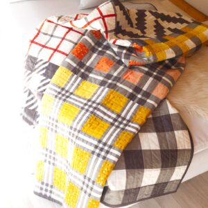 Eleganter Sofaquilt - Patchwork-Decke "Bespoke"